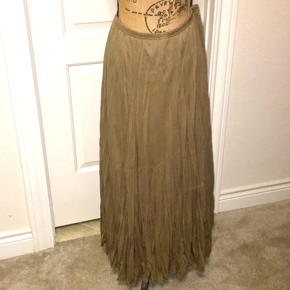 | Maxi skirt |